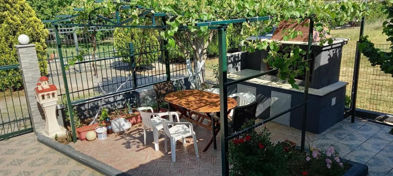 Haus Villa Nea Kallikrateia Exterior foto